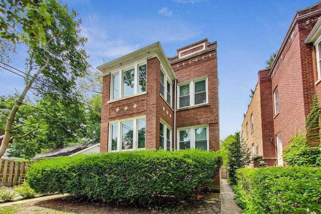 2646 Ewing Avenue 2, Evanston, IL 60201