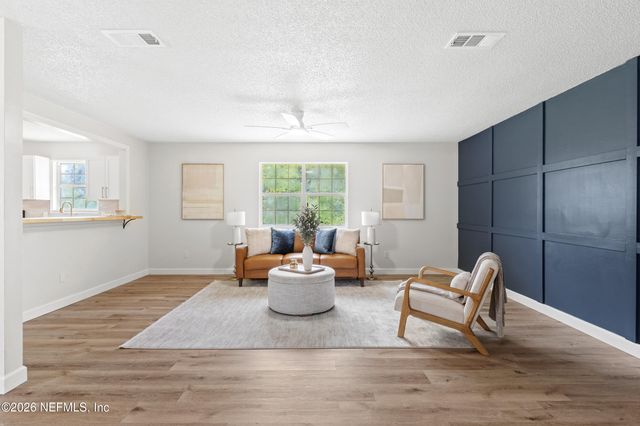 127 RAINBOW Drive, Florahome, FL 32140