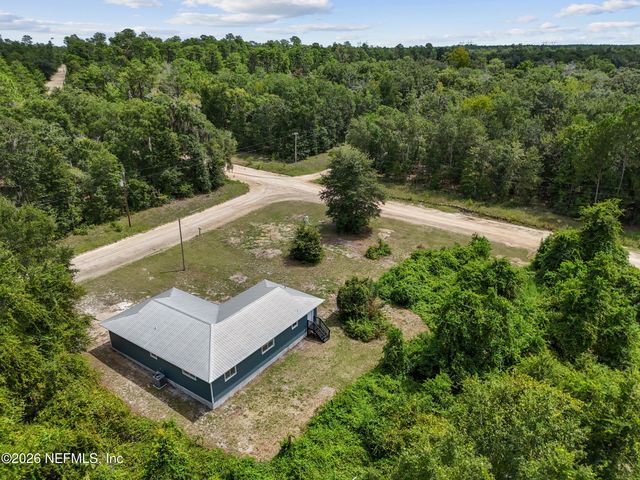 127 RAINBOW Drive, Florahome, FL 32140