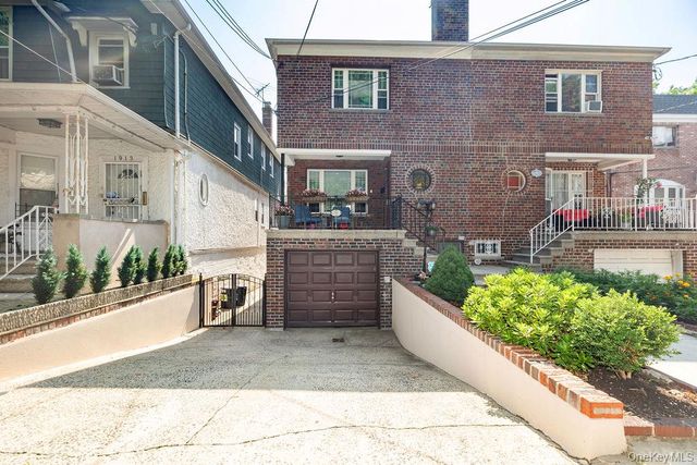 1915 Fowler Avenue, Bronx, NY 10462