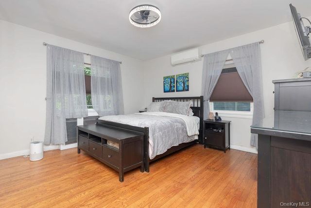 1915 Fowler Avenue, Bronx, NY 10462