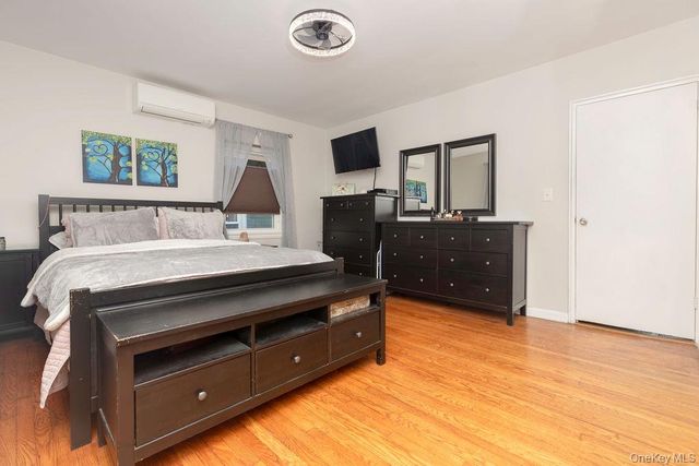 1915 Fowler Avenue, Bronx, NY 10462