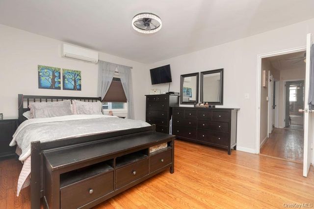 1915 Fowler Avenue, Bronx, NY 10462