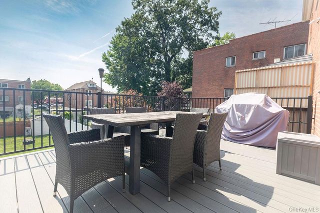 1915 Fowler Avenue, Bronx, NY 10462
