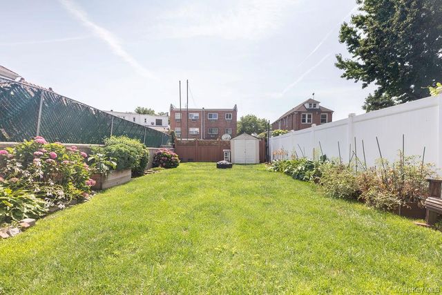 1915 Fowler Avenue, Bronx, NY 10462