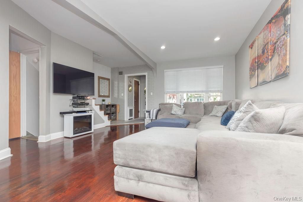 1915 Fowler Avenue, Bronx, NY 10462 — photo 5