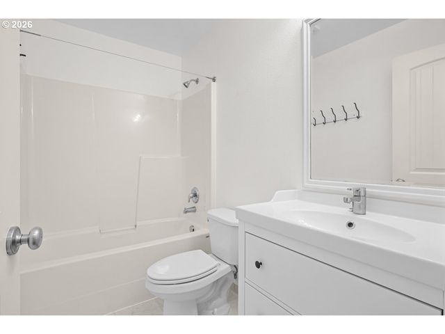 5115 Ne 128TH Ave, Vancouver, WA 98682