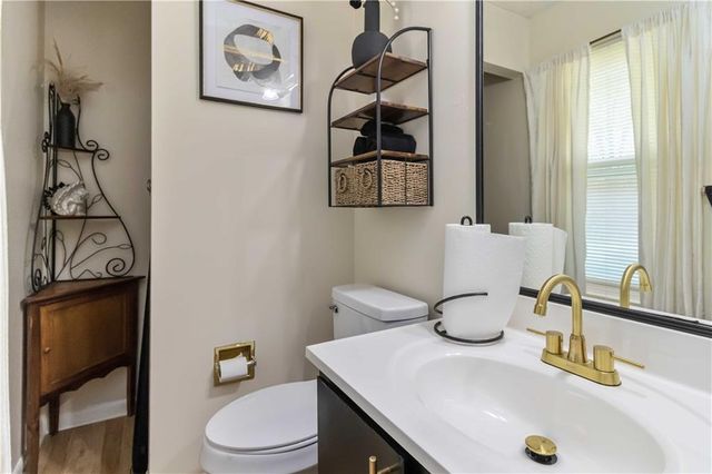 811 Longfellow Court, Stone Mountain, GA 30088