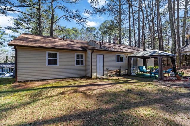 811 Longfellow Court, Stone Mountain, GA 30088