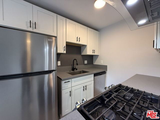 2650 S Barrington Avenue 4, Los Angeles, CA 90064