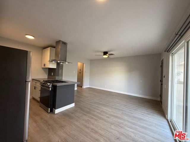 2650 S Barrington Avenue 4, Los Angeles, CA 90064