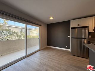 2650 S Barrington Avenue 4, Los Angeles, CA 90064