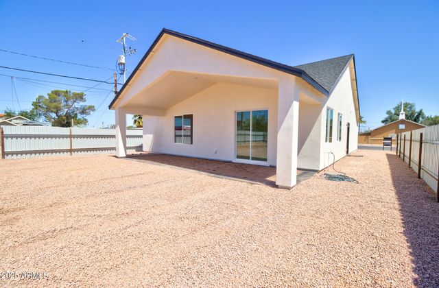 461 W Lindbergh Avenue, Coolidge, AZ 85128