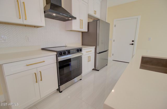 461 W Lindbergh Avenue, Coolidge, AZ 85128