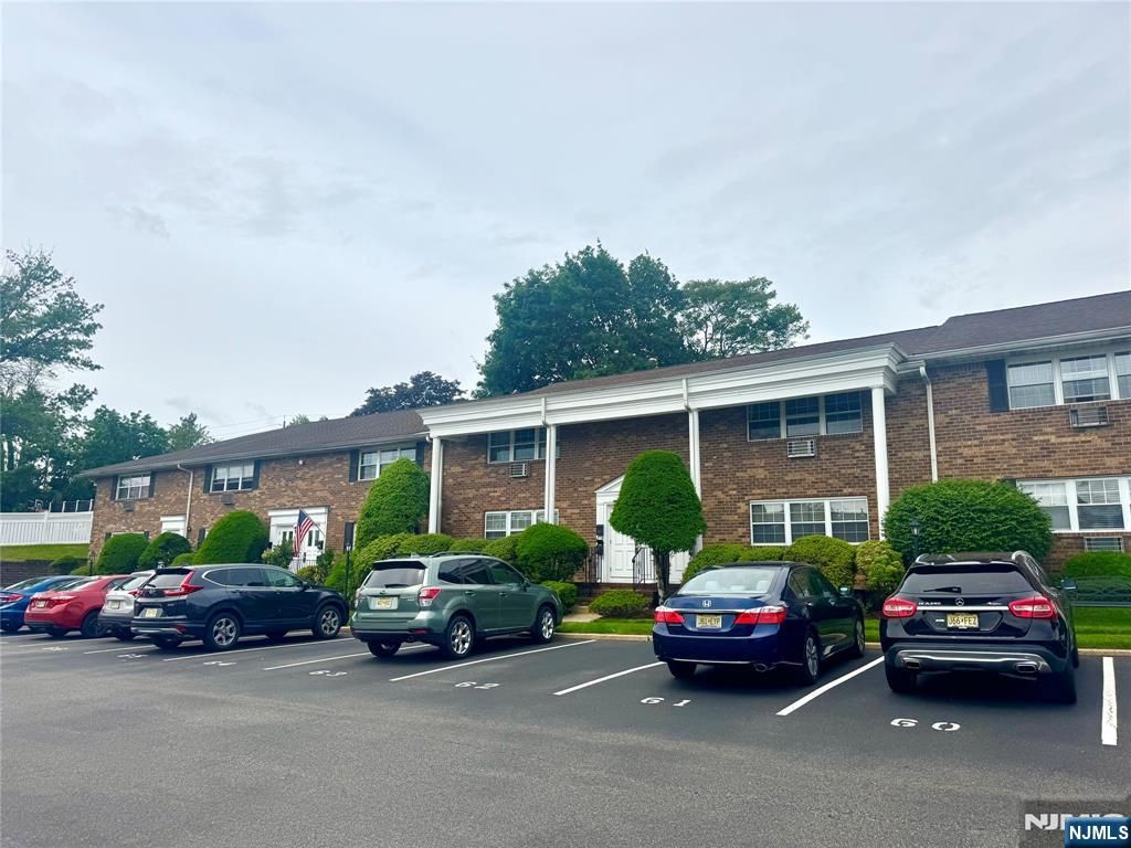 20 Maple Street 20, Teaneck, NJ 07666