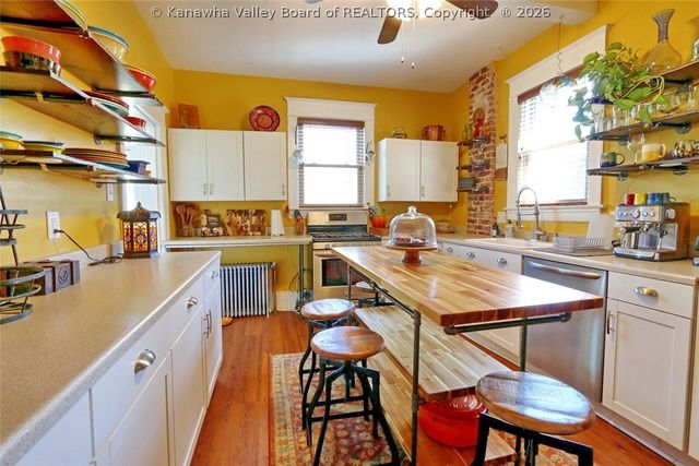 1580 Quarrier Street, Charleston, WV 25311