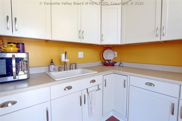 1580 Quarrier Street, Charleston, WV 25311