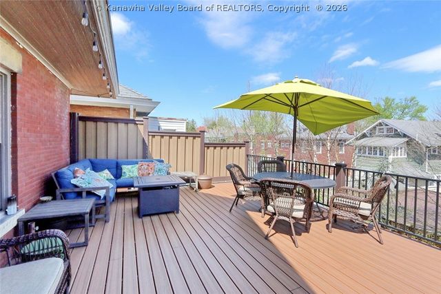 1580 Quarrier Street, Charleston, WV 25311