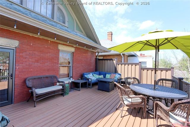 1580 Quarrier Street, Charleston, WV 25311