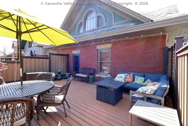 1580 Quarrier Street, Charleston, WV 25311