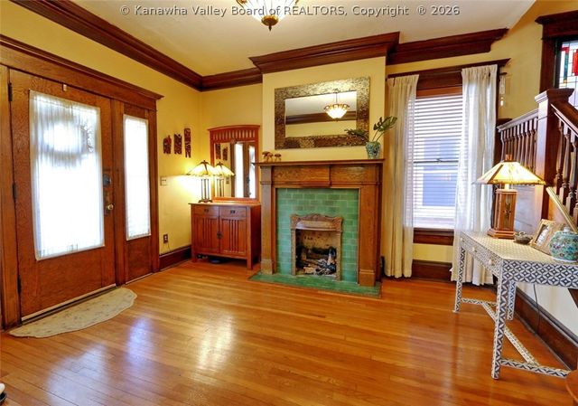 1580 Quarrier Street, Charleston, WV 25311