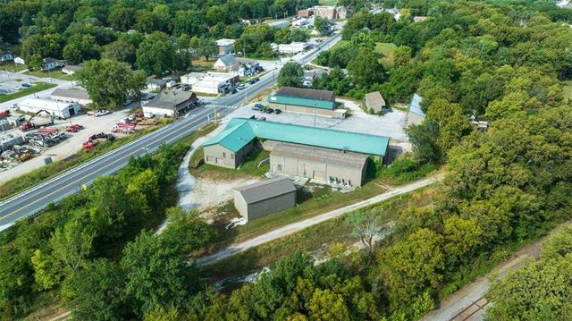 408 W Main Street, Greenwood, MO 64034