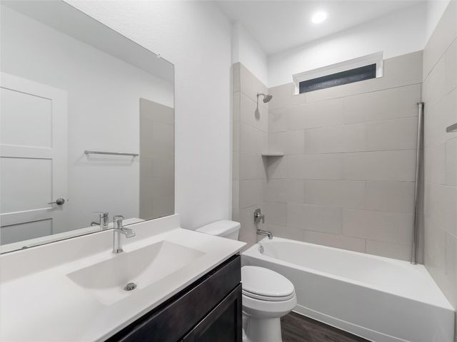 387 Westlake Terrace Drive, Conroe, TX 77304