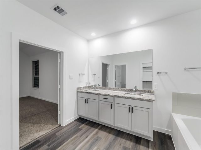 387 Westlake Terrace Drive, Conroe, TX 77304