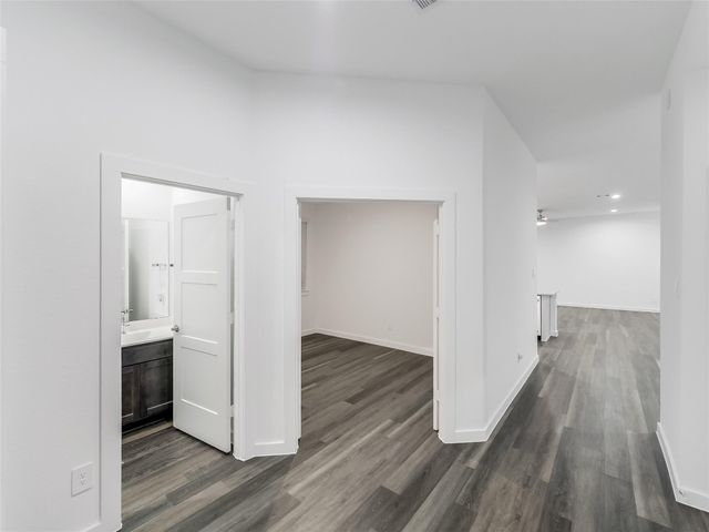 387 Westlake Terrace Drive, Conroe, TX 77304