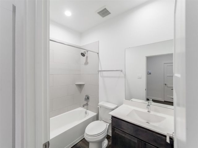 387 Westlake Terrace Drive, Conroe, TX 77304