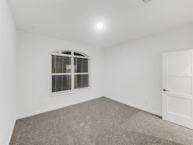 387 Westlake Terrace Drive, Conroe, TX 77304