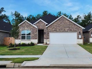 387 Westlake Terrace Drive, Conroe, TX 77304
