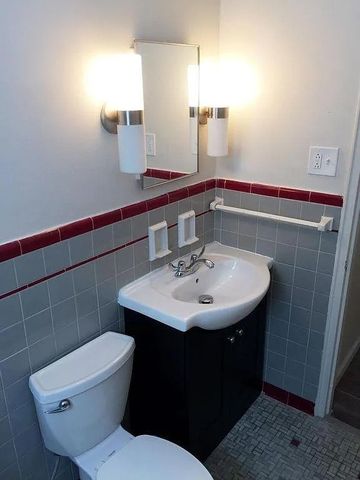 30 Cedar Blvd, Mt Lebanon, PA 15228