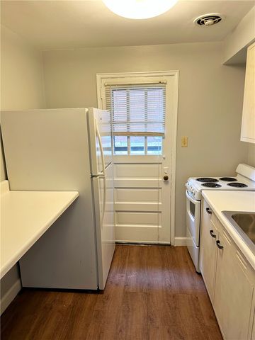 30 Cedar Blvd, Mt Lebanon, PA 15228