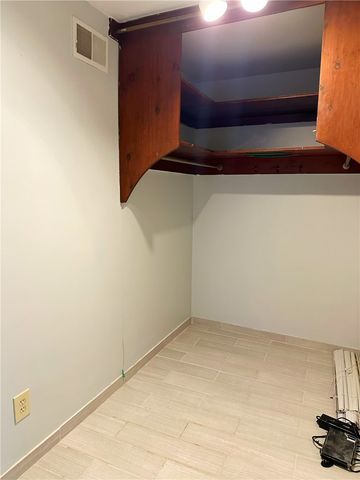 30 Cedar Blvd, Mt Lebanon, PA 15228