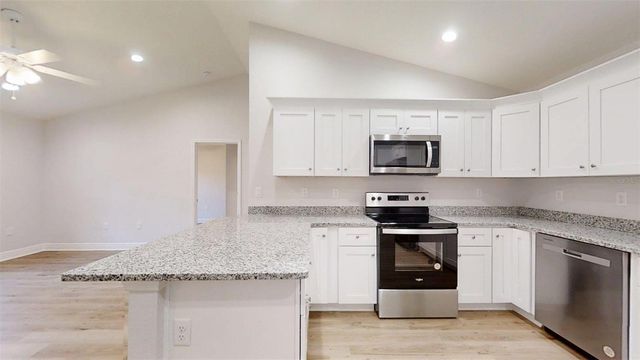 5128 SW SOUTH WATER COURT, Dunnellon, FL 34431