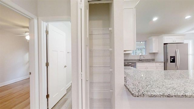 5128 SW SOUTH WATER COURT, Dunnellon, FL 34431