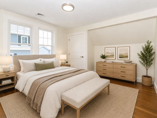 40 Grant Place, Waltham, MA 02451