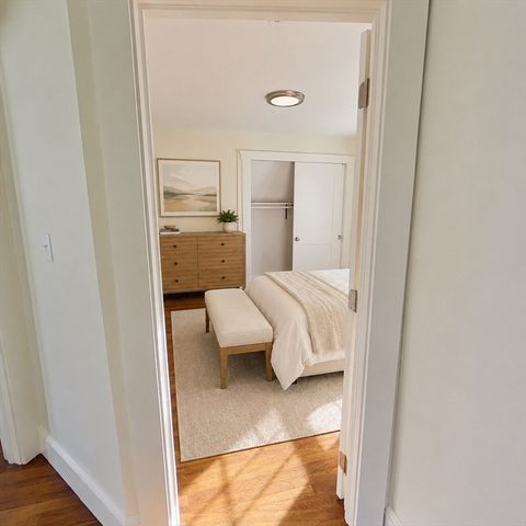 40 Grant Place, Waltham, MA 02451