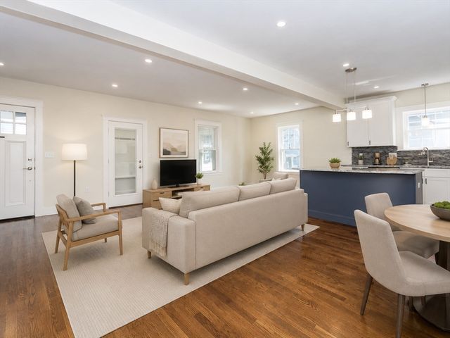 40 Grant Place, Waltham, MA 02451