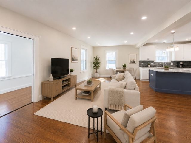 40 Grant Place, Waltham, MA 02451