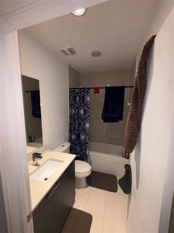 3424 NW 13th Street, Lauderhill, FL 33311