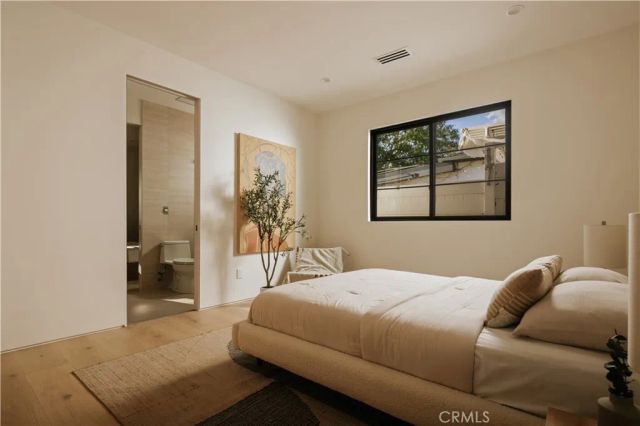 6035 Simpson Avenue, North Hollywood, CA 91606