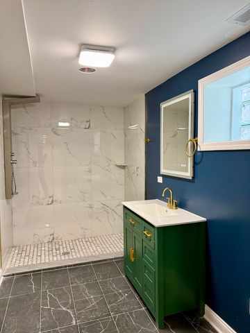 7945 S Perry Avenue, Chicago, IL 60620