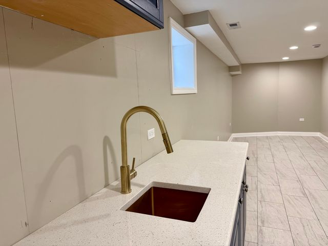 7945 S Perry Avenue, Chicago, IL 60620