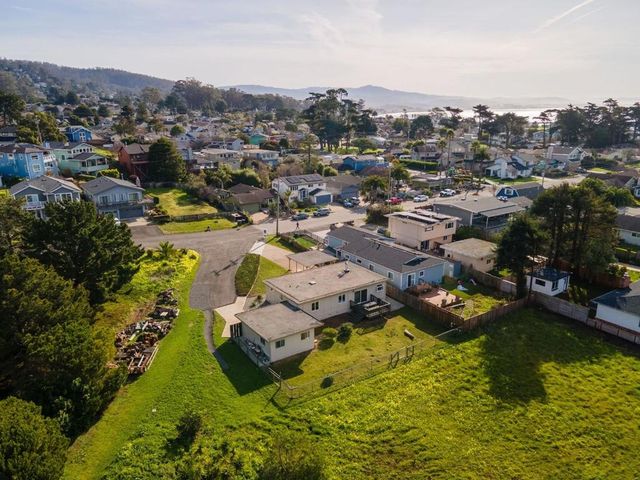 249 Sevilla Avenue, El Granada, CA 94018