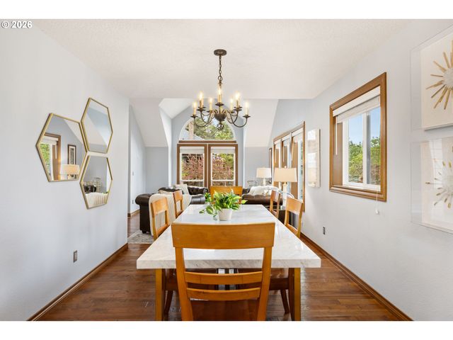 5481 Windsor Ter, West Linn, OR 97068