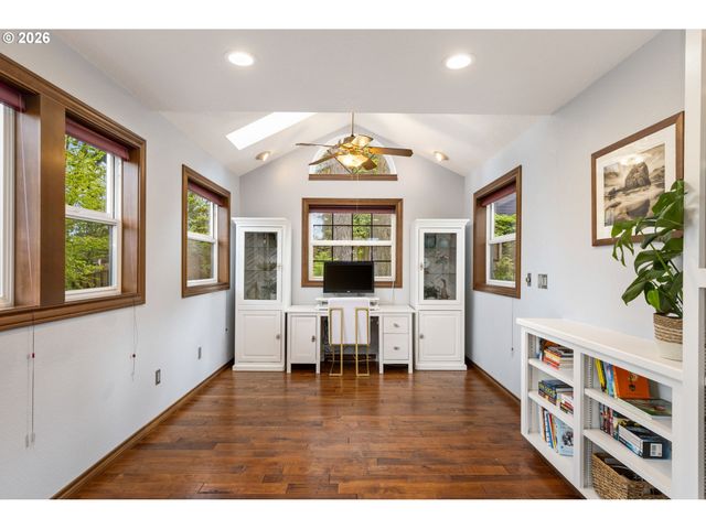 5481 Windsor Ter, West Linn, OR 97068