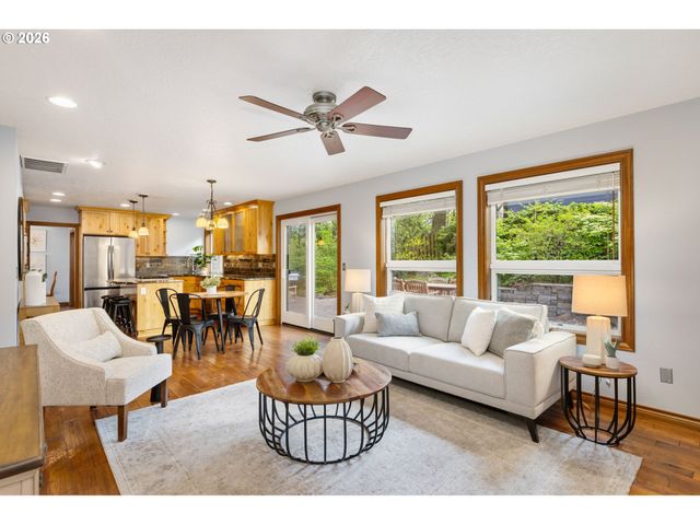 5481 Windsor Ter, West Linn, OR 97068