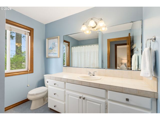 5481 Windsor Ter, West Linn, OR 97068